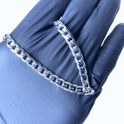 Round Stainless Steal Necklace With Free Delivery