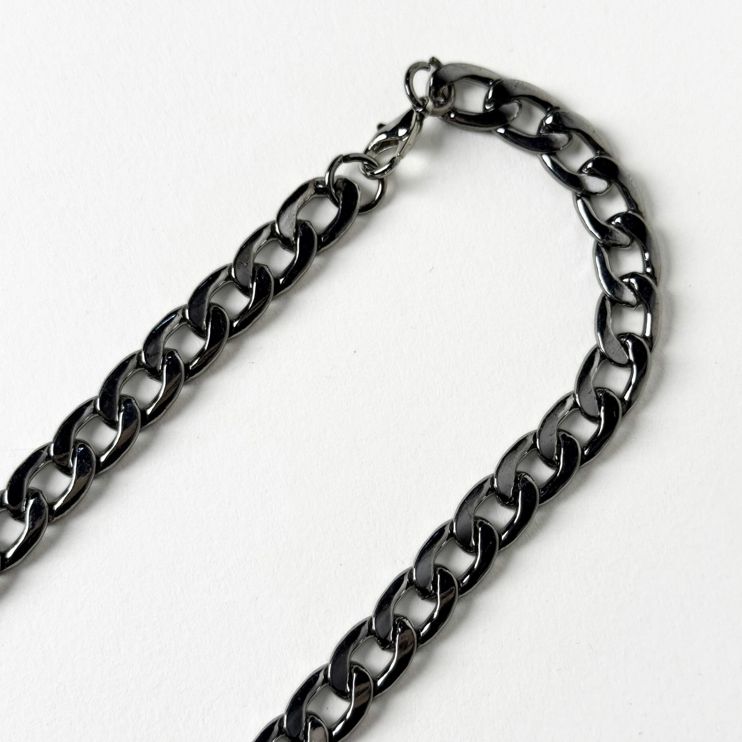 The Bold Chain Stainless Steal With Free Delivery